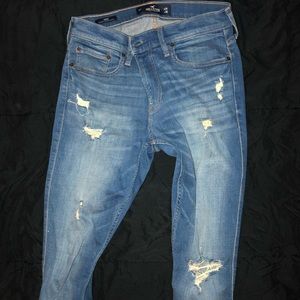 Hollister, 31x32 Medium Wash Skinny Jeans